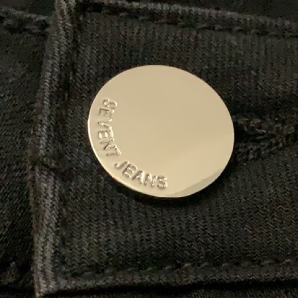 🆕Seven7 Cropped Jean wZippers - Picture 10 of 14